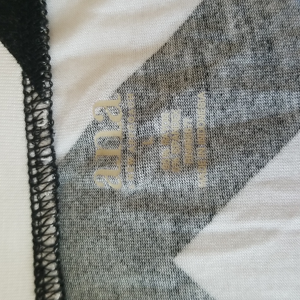 ❤️$6 Sale!❤️ Black & White Chevron Print Maxi Skirt EUC - Picture 3 of 4